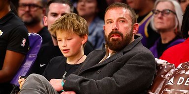 Бен Аффлек сбежал к бывшей жене Дженнифер Гарнер из-за бушующего пожара