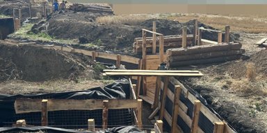 "Стальной Фронт" Ахметова построил 200 км фортификаций в Донецкой области и Запорожье