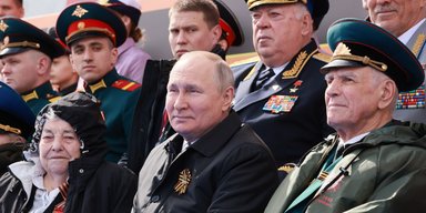 Куди поділися "ряджені" ветерани з параду в Москві: три лінії конфлікту в суспільстві РФ