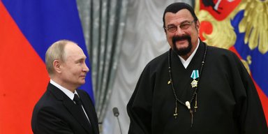 Стивен Сигал готов выступить на корпоративе в Москве за 200 тысяч евро: росСМИ узнали условия