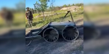 Витримує підрив 2 протитанкових мін: Україна показала нового робота-розмінувальника(відео)