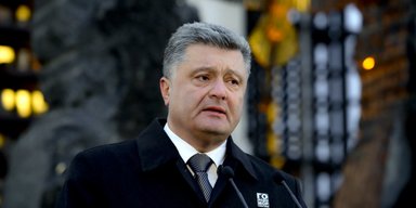 Слезы на продажу. Почему зарубежные журналисты не поняли Петра Порошенко