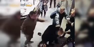Вступился за гражданскую жену: в Харькове мужчина устроил драку в ТРЦ Никольский (видео)