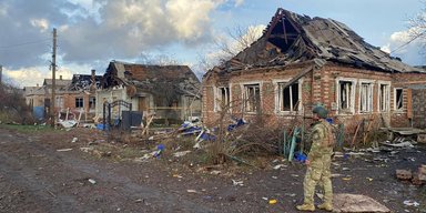 "Щодня хтось виїжджає": окупанти зруйнували всю інфраструктуру в Часовому Яру, — МВА