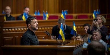 "Когда такие, как вы, будете на фронте": появилось полное видео спора между Зеленским и Гончаренко