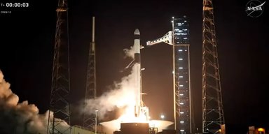 NASA відправило астронавтів на МКС: не вистачає людей після термінової евакуації екіпажу (відео)