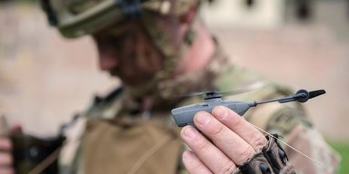 На варті Куп'янська: бійці ГУР показали роботу унікального дрона Black Hornet Nano (відео)