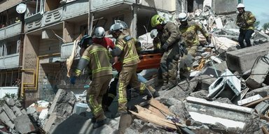В будинок у Києві могла влучити російська ракета Х-101: кількість загиблих зросла, серед них діти