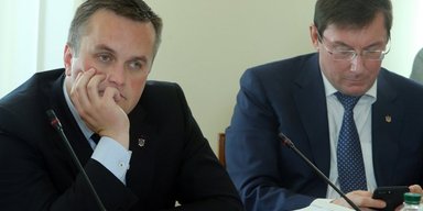 Генпрокурор бьет на жалобу. Почему Юрий Луценко просит уволить руководителя САП Назара Холодницкого