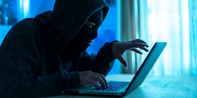 Збій у роботі: "Монобанк" опинився під наймасштабнішою DDoS-атакою (фото)