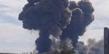 У Криму пролунали вибухи: під атакою аеродром "Бельбек", наслідки (фото, відео)
