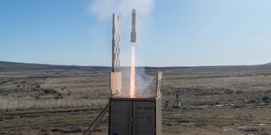 Компанія Lockheed Martin створила нову зброю: ракета вилітає зі звичайного контейнера (фото)