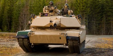 "Готовий до нових місій": в Міноборони показали американський танк Abrams (відео)