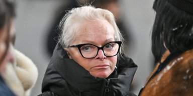 Встати не могла: зрадницю Ларису Доліну екстрено повезли у лікарню