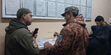 "Находится в розыске": экс-заместитель Буковинской таможни после "бусификации" сбежал из ТЦК