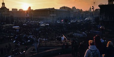Рожденные революцией