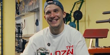 "Выскажусь по-народному": полуфиналист Гран-при WBC назвал боксера Ломаченко "ватой"