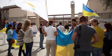 Депортація українців з ЄС після скасування захисту: адвокат пояснив, кому доведеться виїхати