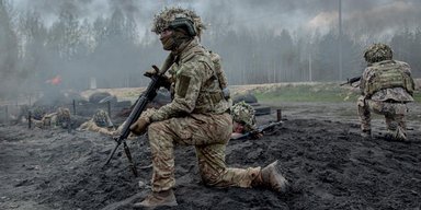 Окупанти розбомбили Терни, а під Кринками ЗСУ знищують навали ворога, — аналітик DeepState (відео)