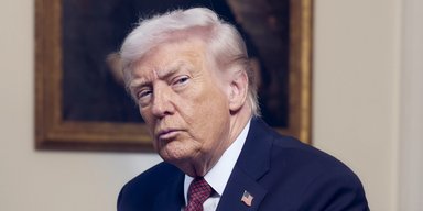 Не только миротворец, но и географ: Трамп заявил, что Крым окружен океаном с четырех сторон