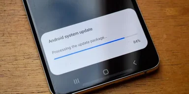 Google випустив нову версію ОС Android 16: хто може отримати оновлення вже зараз (фото)