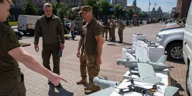 Силовики назвали помощь Киева ВСУ "созданием преступной группы", — Бондаренко обратился в СБУ