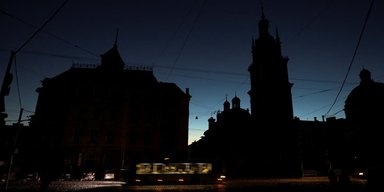"Завдання не кількох тижнів": відновлення електропостачання на Харківщині буде тривалим, — ОВА