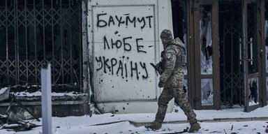 9 травня не стане днем ​​падіння Бахмута. Чому росіяни провалили найважливішу для себе операцію