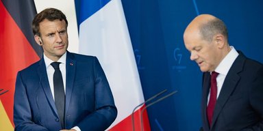 "Відсутня хімія": конфлікт між Макроном і Шольцем шкодить Україні, — Bloomberg