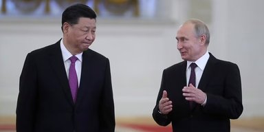 Путін на службі у Сі. Як візит диктатора до Китаю перетворився на приниження та холопство