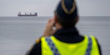 Може перевозити боєприпаси з КНДР: Швеція обшукує російське судно, — SVT