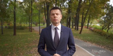 "Не предлагаю сдаться": Гончаренко впервые отреагировал на исключение из фракции ЕС (видео)