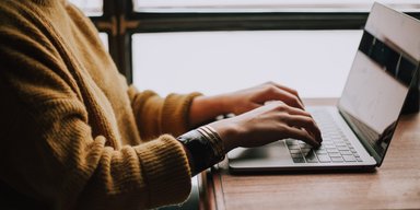 Масштабний збій: популярний новинний агрегатор Ukr.net перестав працювати (фото)