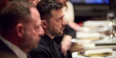 В Конча-Заспе за забором: Зеленский и Ермак продолжают тесно общаться, – ZN