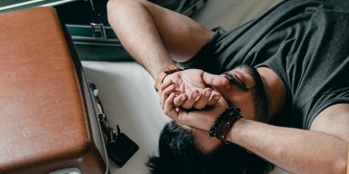 Українцям, які виїхали за кордон, дали 30 днів на повернення та постановку на облік у ТЦК