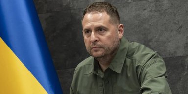 Переговоры в Париже: Киев требует прекращения огня и четких гарантий безопасности, — Le Monde