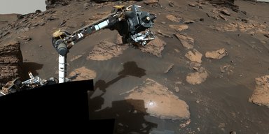Марсохід Curiosity виявив цінні метали на Марсі: вказують на населеність планети