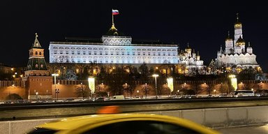 Аэропорты не работают: Москву и ряд регионов России в течение ночи атаковали дроны