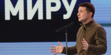 "Хочу увидеть Путина вживую". Что рассказал Зеленский Шустеру перед встречей "нормандской четверки"