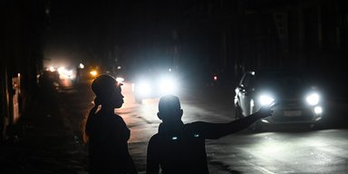 У Дніпрі ввели графіки вимкнення світла через атаки ЗС РФ: коли будуть блекаути (скріншот)