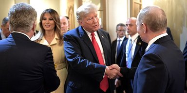 Санкції для Росії: Трамп розповів, як буде "жорстко душити" Путіна (відео)