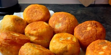 Пончики с печенью и рисом: пошаговый рецепт