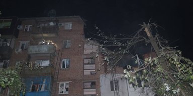 Не меньше 5 взрывов: полиция поделилась деталями удара по жилому дому в Харькове (фото)