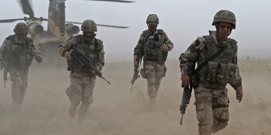 Армійські підрозділи вивели на дороги Іспанії: що сталося