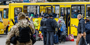 КМДА готує евакуаційні автобуси на випадок надзвичайної ситуації у Києві: що відомо