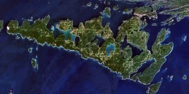 Найбільший у світі острів-озеро приховує від світу найглибше озеро і "стару жінку": про що йдеться