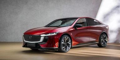 Змінилася до невпізнання: дебютувала нова Mazda 6 2025 (фото)