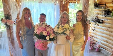 Камалія показалася на весіллі своєї сестри-військової (відео)
