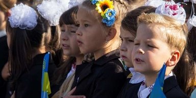 Допомогу на дітей в Україні тепер платитимуть по-новому: що зміниться