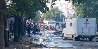 Є загиблі, багато поранених: росіяни обстріляли Костянтинівку в Донецькій області (відео)